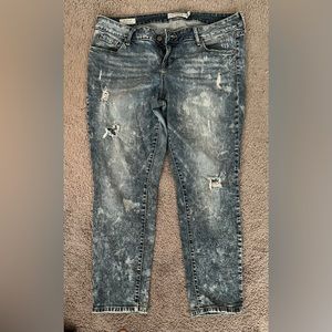 Acid washed Torrid boyfriend jeans. Size 14